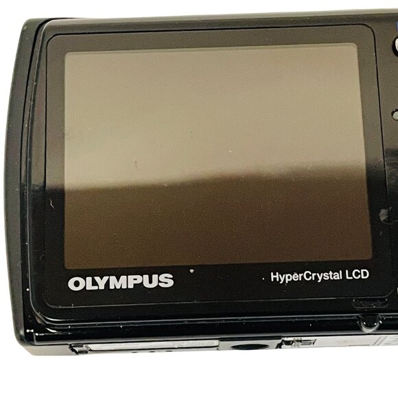 Olympus Stylus 850 SW Shock & Waterproof 8.0 Megapixel Camera - Picture 7 of 16